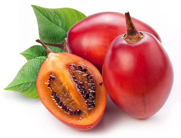 Il frutto esotico Tamarillo (Tree Tomato)